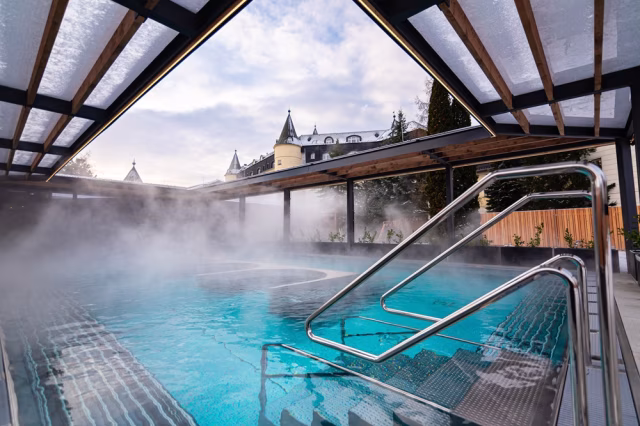 Do wellness: Luxusní odpočinek a relaxace blízko Prahy vlakem