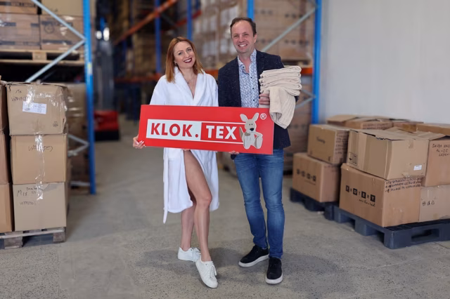 Modelka Romana Pavelková si vyrazila jen v županu