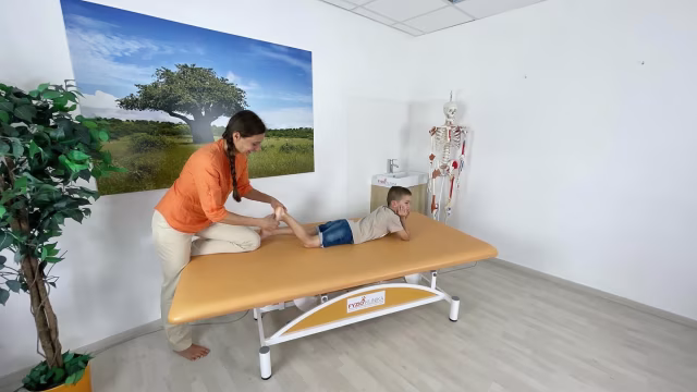 Zimní úrazy svalů a kloubů: včasná fyzioterapie umí zkrátit hojení na třetinu