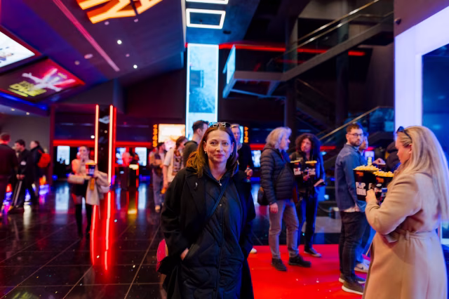 Mickey 17: Klony na plátně, hvězdy na koberci – kdo dorazil na premiéru?