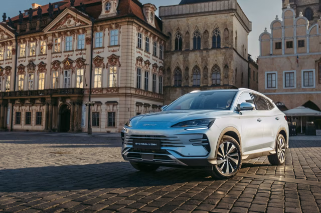 BYD do Česka přiváží elektromobilitu nové éry