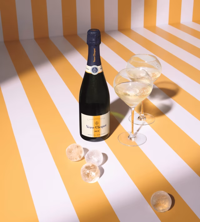 Šampaňský dům Veuve Clicquot uvádí letní edici RICH a RICH Rosé