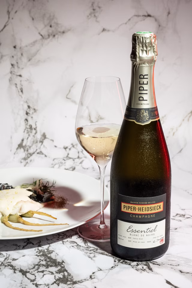 Když se tradice setkává s luxusem: Piper-Heidsieck Code Red je  tady