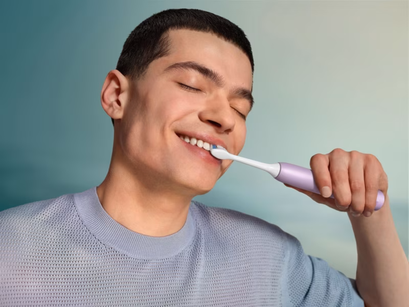 Soutěž o 3 elektrické kartáčky Philips Sonicare 3100 - fotografie 2